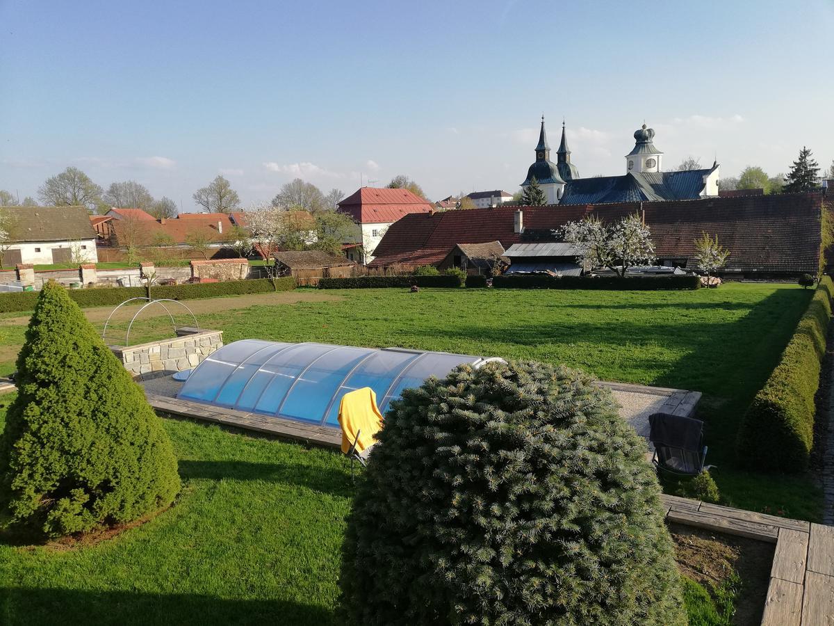Apartman Vysocina Zvole  المظهر الخارجي الصورة
